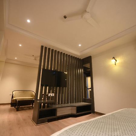 The Mudra Hotel Varanasi Luaran gambar